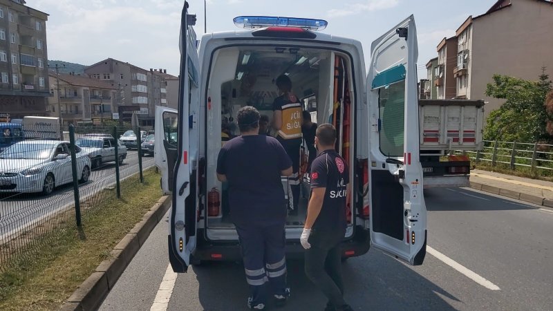 3 KİŞİNİN YARALNDIĞI KAZA ANI KAMERALARDA - 8