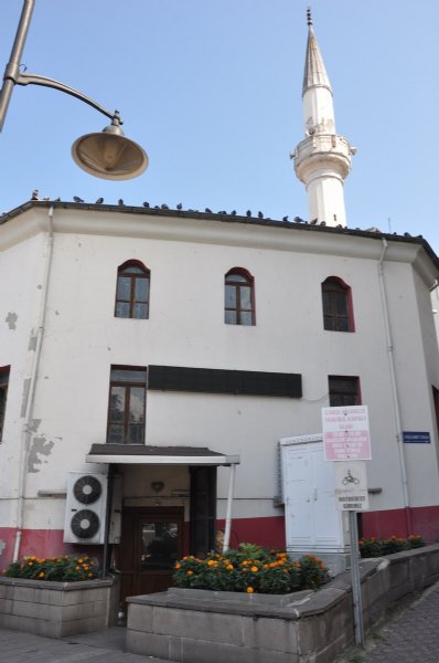 Allah ıslah etsin… İskele Camii’nde yaşandı… CAMİNİN SES SİSTEMİNİ ÇALDILAR - 2