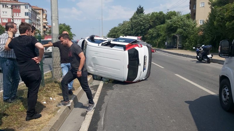 3 KİŞİNİN YARALNDIĞI KAZA ANI KAMERALARDA - 2