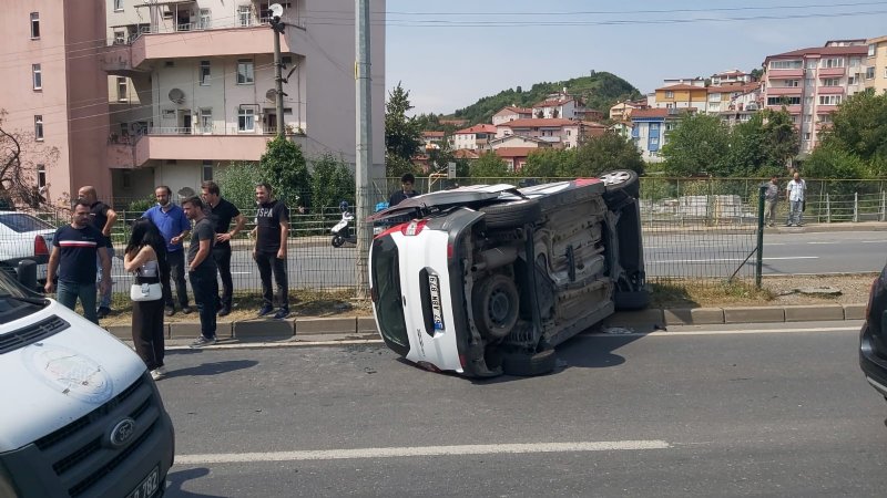 3 KİŞİNİN YARALNDIĞI KAZA ANI KAMERALARDA - 5
