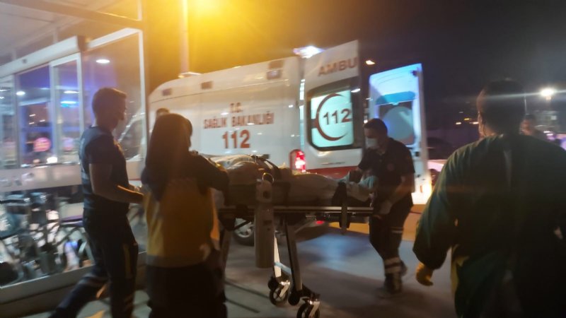 YANGINDA YARALANAN VATANDAŞ DERİNCE YANIK HASTANESİNE SEVK EDİLDİ - 3