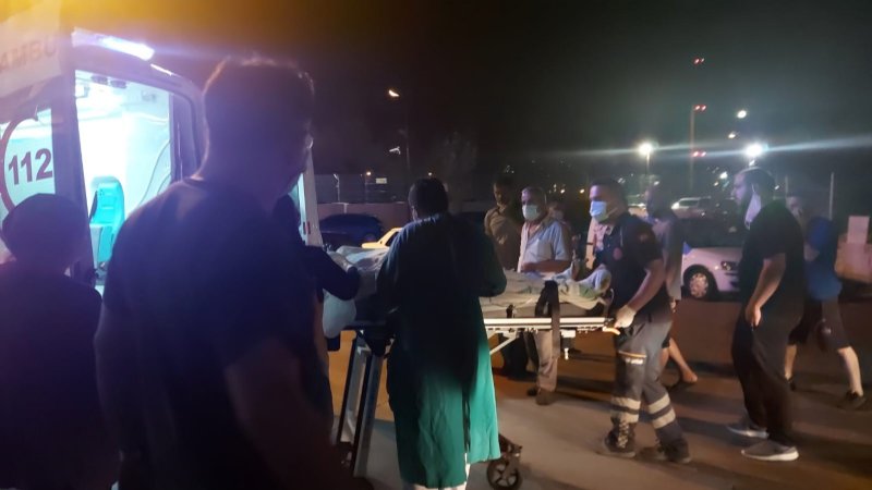 YANGINDA YARALANAN VATANDAŞ DERİNCE YANIK HASTANESİNE SEVK EDİLDİ - 2