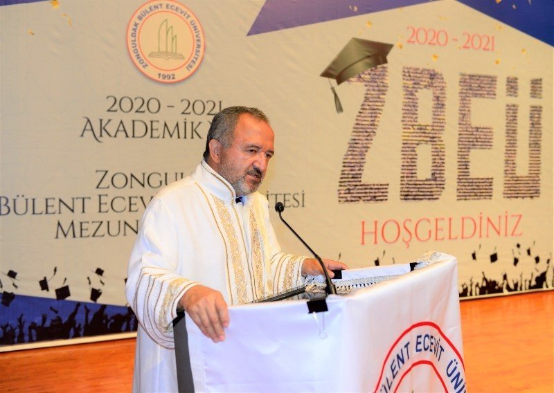 YEMİN ETTİLER, KEP ATTILAR - 1
