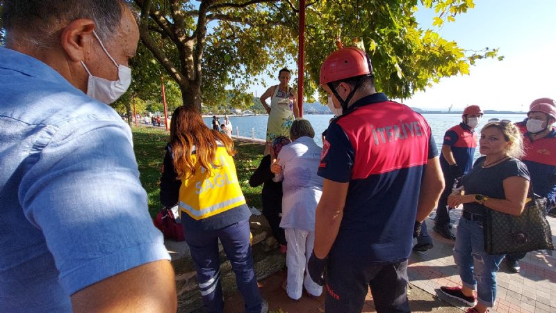 Kocasına kızdı... Denize atladı... - 2