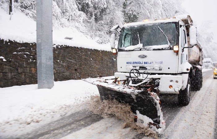 Ereğli’de kar mücadelesi devam ediyor… Posbıyık çalışmaları denetledi - 1