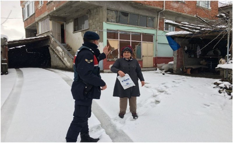 Jandarmadan şefkat dokunuşları… - 4