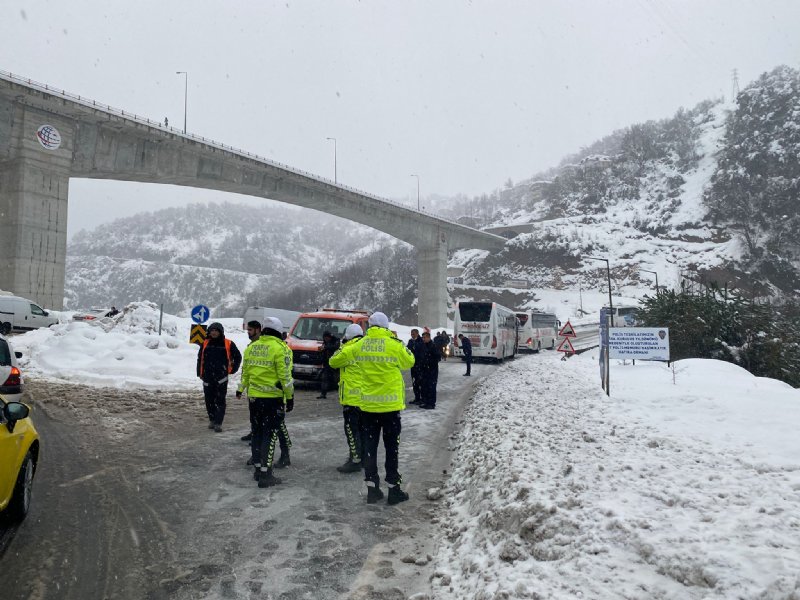 ZONGULDAK-KOZLU YOLUNDA HEYELAN - 1