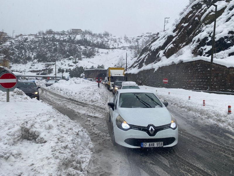 ZONGULDAK-KOZLU YOLUNDA HEYELAN - 3