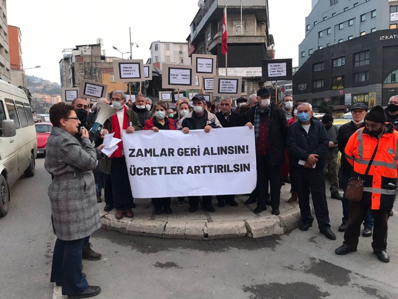 MADENCİ ANITI´NDA ZAM PROTESTOSU - 2