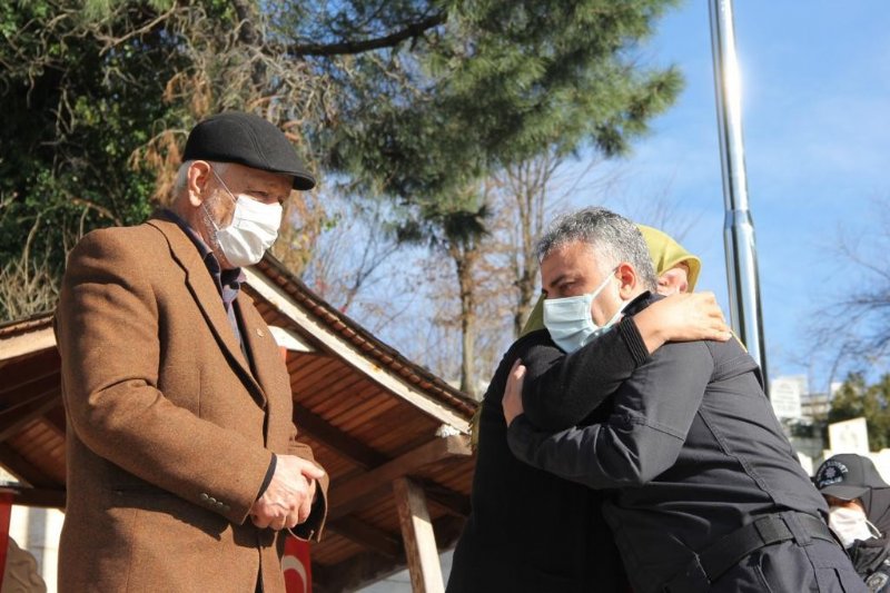 ŞEHİT POLİS MEZARI BAŞINDA ANILDI - 2