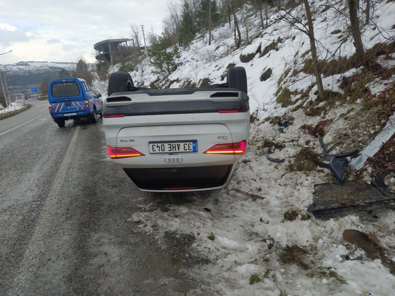 Takla atan otomobilden yara almadan çıktı - 4