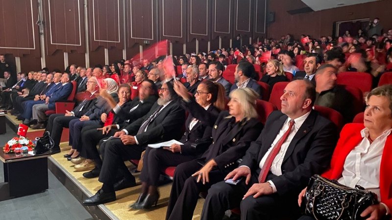 Atatürk ve Cumhuriyet konulu oratoryo gösterisi… KUTLAMALAR BAŞLADI - 1