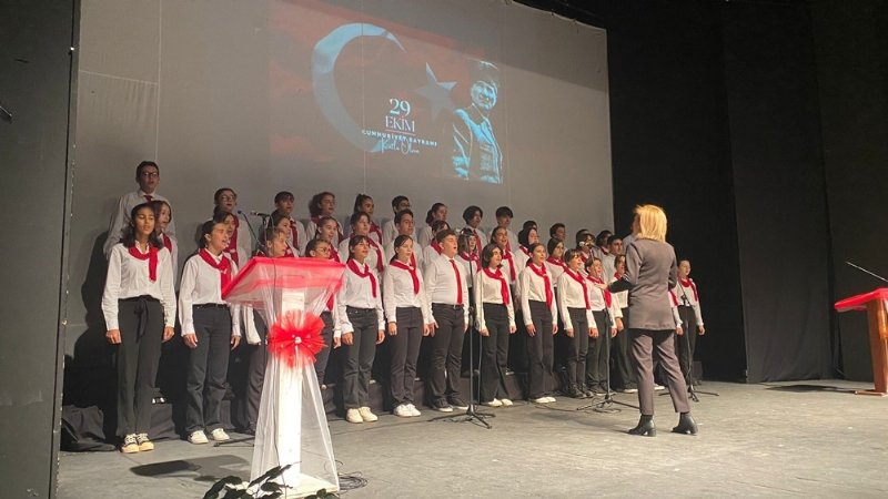 Atatürk ve Cumhuriyet konulu oratoryo gösterisi… KUTLAMALAR BAŞLADI - 2