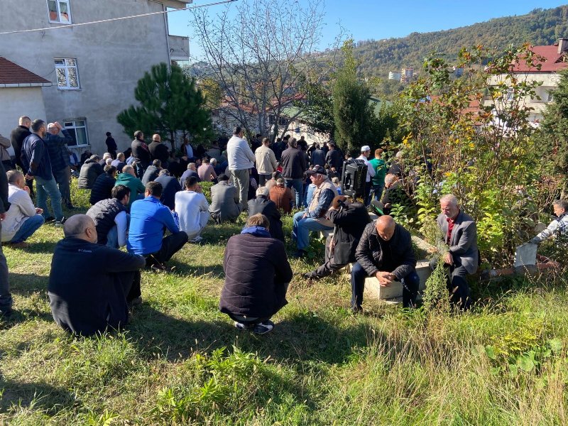 İŞ KAZASINDA ÖLEN YÜCEDAĞ TOPRAĞA VERİLDİ - 1