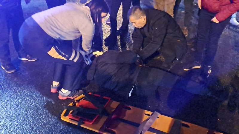 Kdz. Ereğli, Müftü Mahallesi, PTT Kavşağı… MOTOSİKLETİ, ARACA ÇARPMAMAK İÇİN DEVİRDİ - 1
