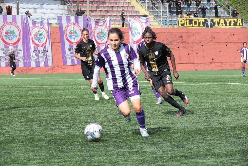 Kendi evinde farklı mağlup! - 1