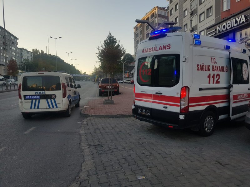 Ömer Halisdemir bulvarında motosiklet kazası… 2 YARALI HASTANEDE! - 2