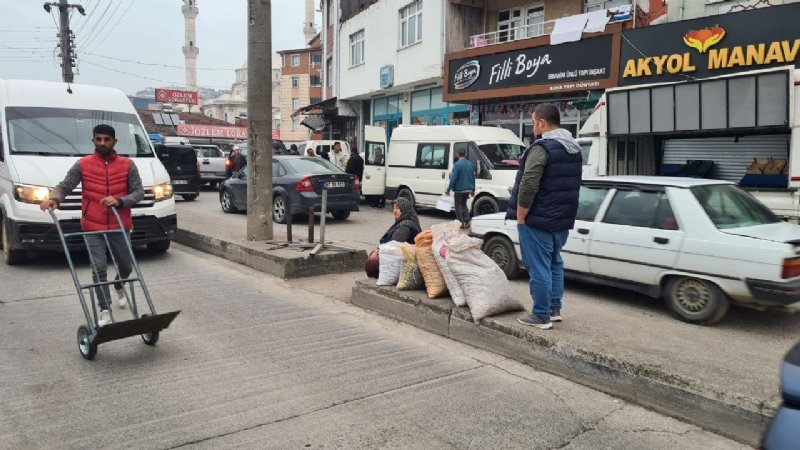 TÜRKİYE´NİN DÖRT BİR YANINDAN ALAPLI’YA GELİYORLAR - 1