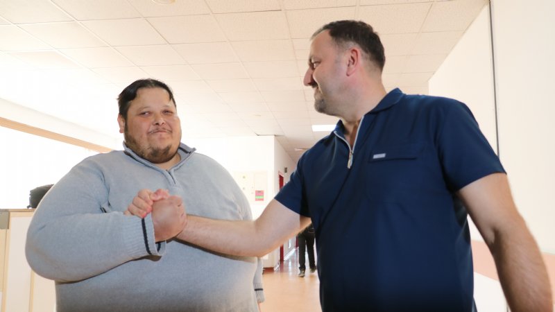 217 kiloyla yürüyemeyecek hale geldi, tüp mide ameliyatı oldu… KİLOLARINDAN KURTULACAK - 5