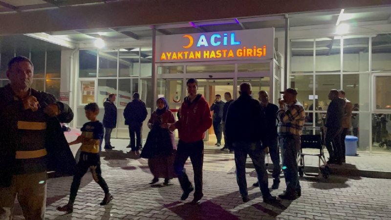 40 öğrenci hastaneye kaldırıldı... BESİN ZEHİRLENMESİ ŞÜPHESİ - 2