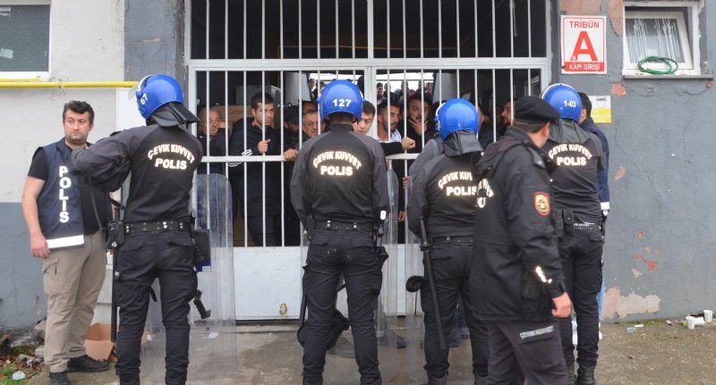 AMATÖR LİG MAÇINDA OLAY! - 5