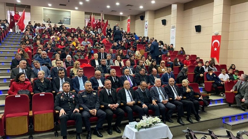 “ATATÜRK KURTULUŞ SAVAŞI’NDA” ORATORYOSU SAHNELENDİ - 4