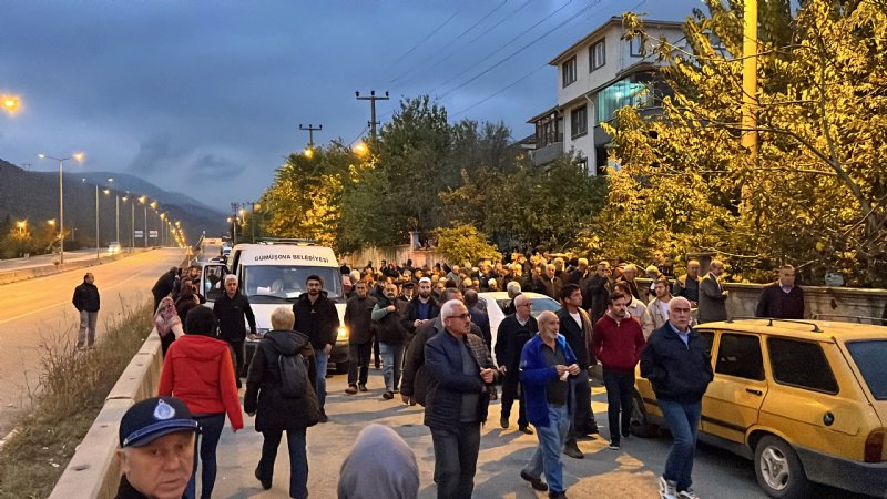 Aynı aileden İki kişi öldü, bir kişi yoğun bakımda… ÖLÜM EVLİ ÇİFTİ BİRKAÇ SAATLİĞİNE AYIRDI! - 2