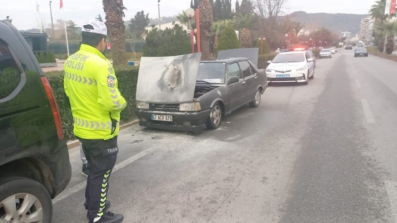 Orhanlar Mahallesi’nde araç yangını… ANİDEN ALEV ALDI - 3