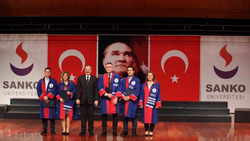 SANKO ÜNİVERSİTESİ AKADEMİK YIL AÇILIŞI VE TIP FAKÜLTESİ BEYAZ ÖNLÜK GİYME TÖRENİ - 9