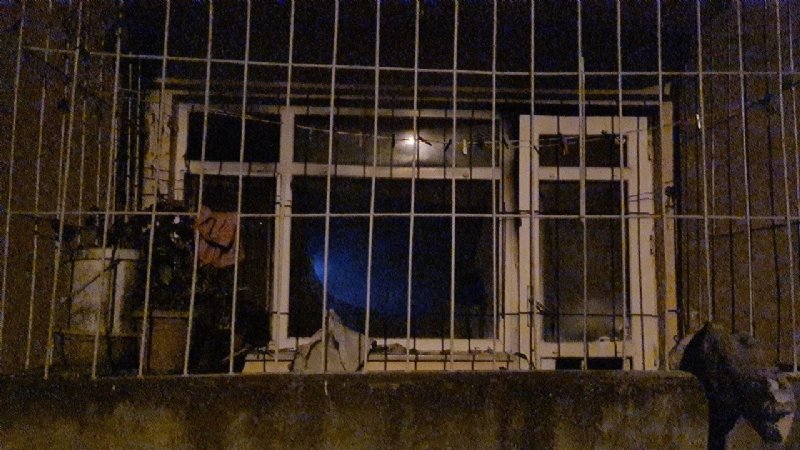 Üç katlı apartmanda dehşet anları… ALAPLI’DA ŞÜPHELİ YANGIN - 2