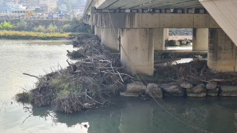 Zonguldak´ı İstanbul’u bağlayan köprü tedirgin ediyor…  YA TIKANIRSA? - 4