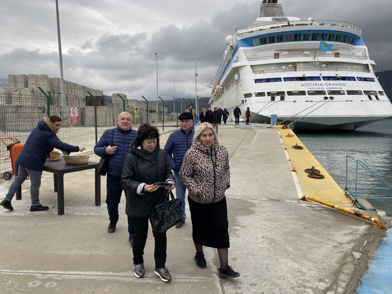 AMASRA’YA 9’UNCU KEZ KRUVAZİYER GELDİ  - 3