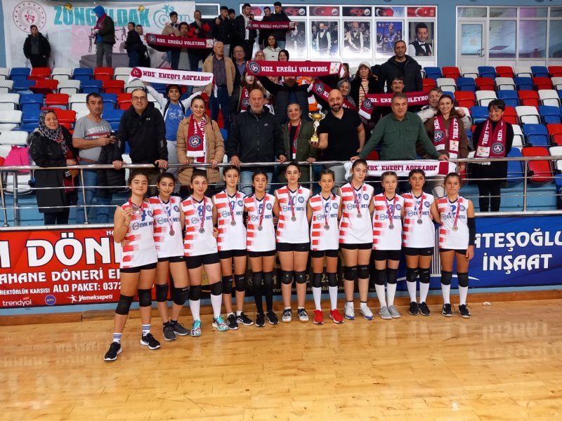 Filede Ereğli’ye 3 kupa birden… - 1