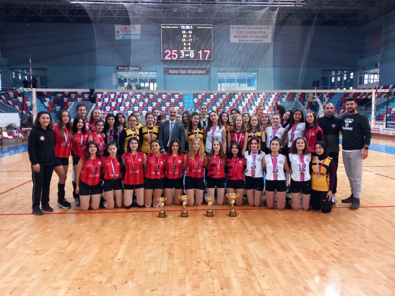 Filede Ereğli’ye 3 kupa birden… - 3