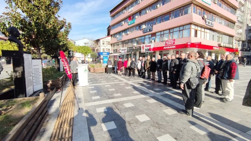 “Garip” akımının Zonguldaklı temsilcisiydi… ŞAİR RÜŞTÜ ONUR UNUTULMADI - 13