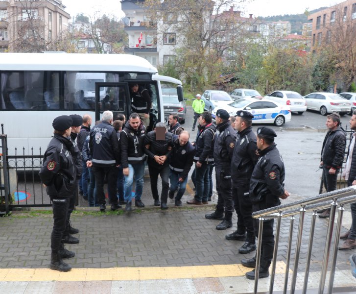 Silindir operasyonunda adli süreç… 14 ŞÜPHELİ ADLİYEYE SEVK EDİLDİ - 4