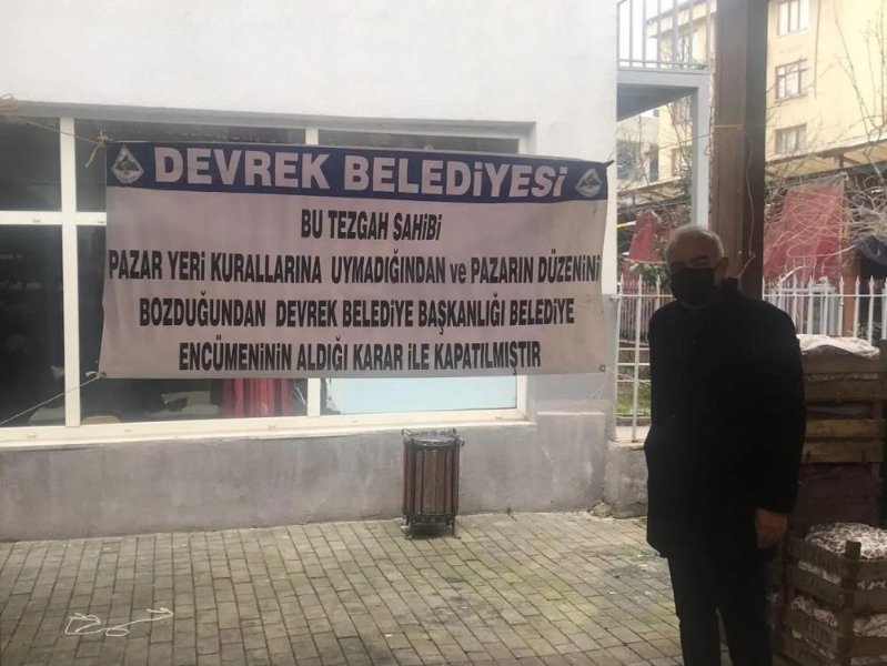 Düzeni bozan iki esnaf pazardan men edildi - 1