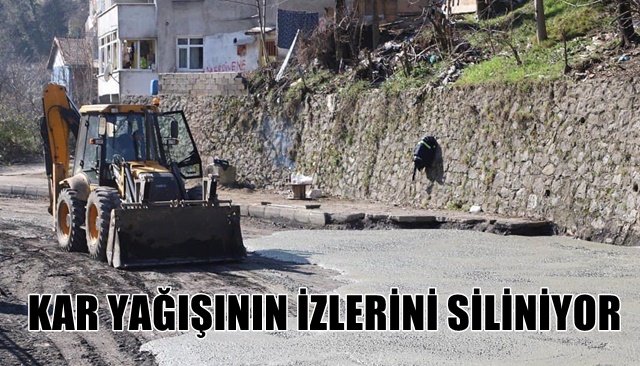 KAR YAĞIŞININ İZLERİNİ SİLİNİYOR