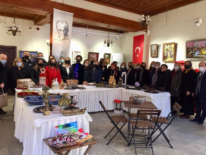 KARMA EL SANATLARI SERGİSİ AÇILDI - 1