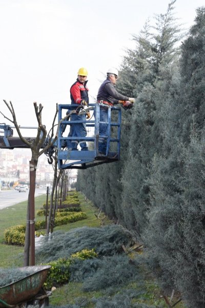 MAVİ SERVİLERE BAHAR MAKYAJI - 3