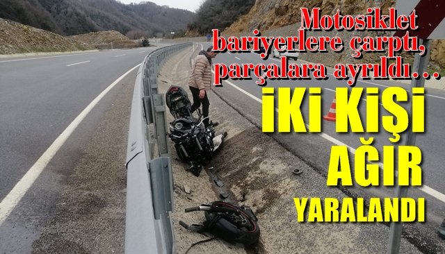 Motosiklet bariyerlere çarptı, parçalara ayrıldı… 2 KİŞİ YARALANDI