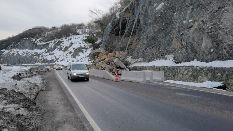 O GÜZERGÂHTA ‘YİNE’ HEYELAN! - 2