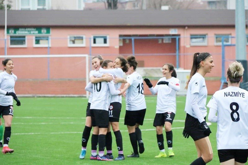 Turkcell Kadınlar Futbol Süper Ligi… Ereğli Belediyespor “farkı!” - 5
