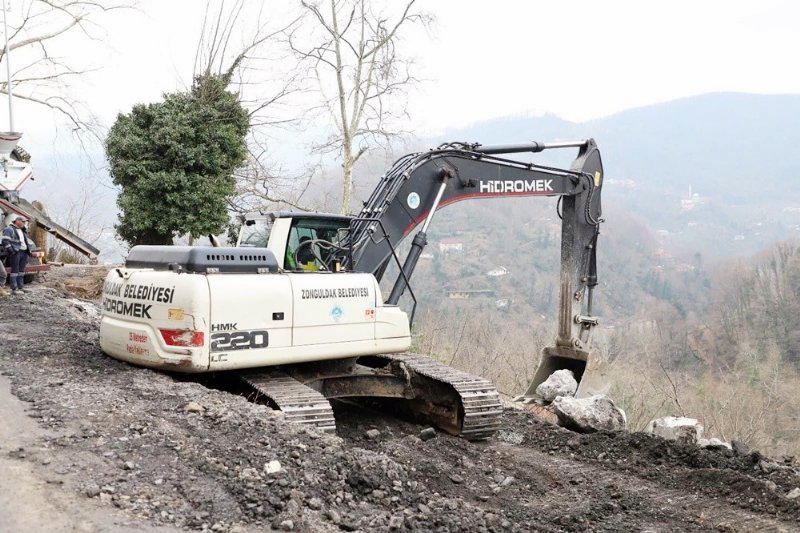 Altyapı ve üst yapı çalışmaları sürüyor  - 3