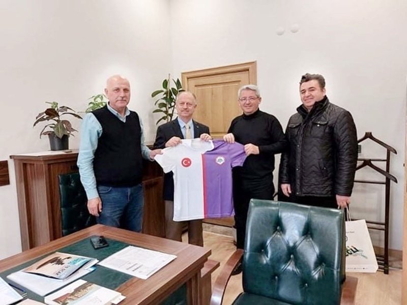 ÇORUMLUOĞLU’NA EREĞLİ BELEDİYESPOR FORMASI - 2