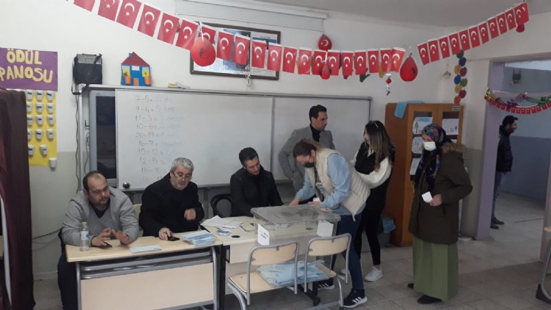 İki mahalle birleşip ilçeye bağlandı, muhtarlık seçimi yapıldı… KAZANAN BELLİ OLDU! - 1