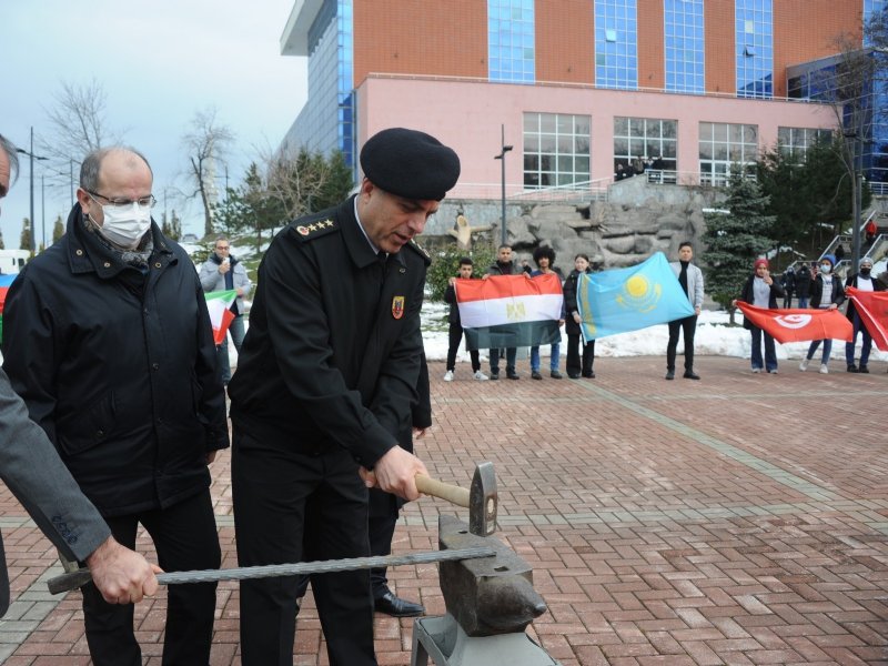 KAR ALTINDA NEVRUZ ATEŞİ - 3