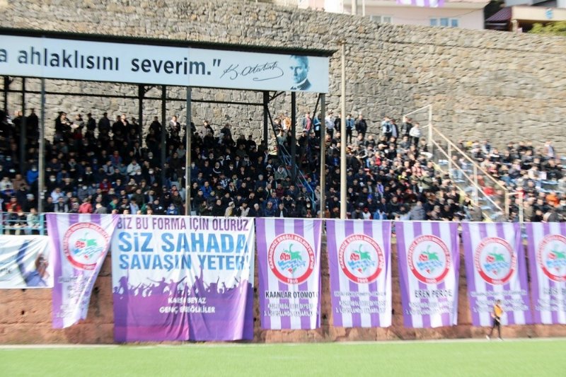 Şehit Vefa Karakurdu Stadı’nda tarihi galibiyet… Ereğli Belediyespor 3-Devrek Belediyespor 1… ŞAMPİYONLUK YOLUNDA! - 4