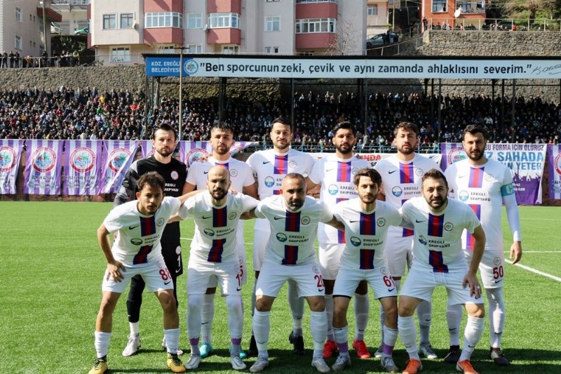 Şehit Vefa Karakurdu Stadı’nda tarihi galibiyet… Ereğli Belediyespor 3-Devrek Belediyespor 1… ŞAMPİYONLUK YOLUNDA! - 8