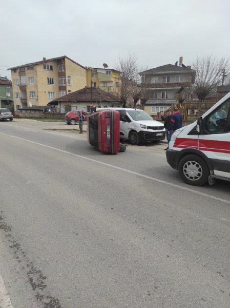 SÜRÜCÜSÜ FENALAŞAN OTOMOBİL TAKLA ATTI - 2